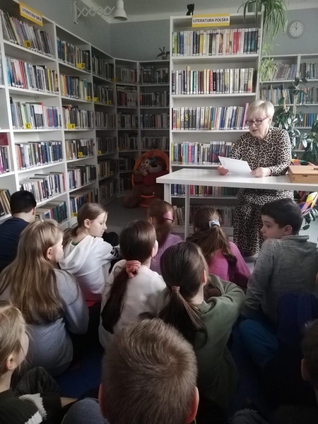 Klasa 3a z wizytą w Miejskiej Bibliotece