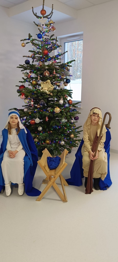 Przedstawienie bożonarodzeniowe w Domu Opieki Społecznej ''Wrzos''